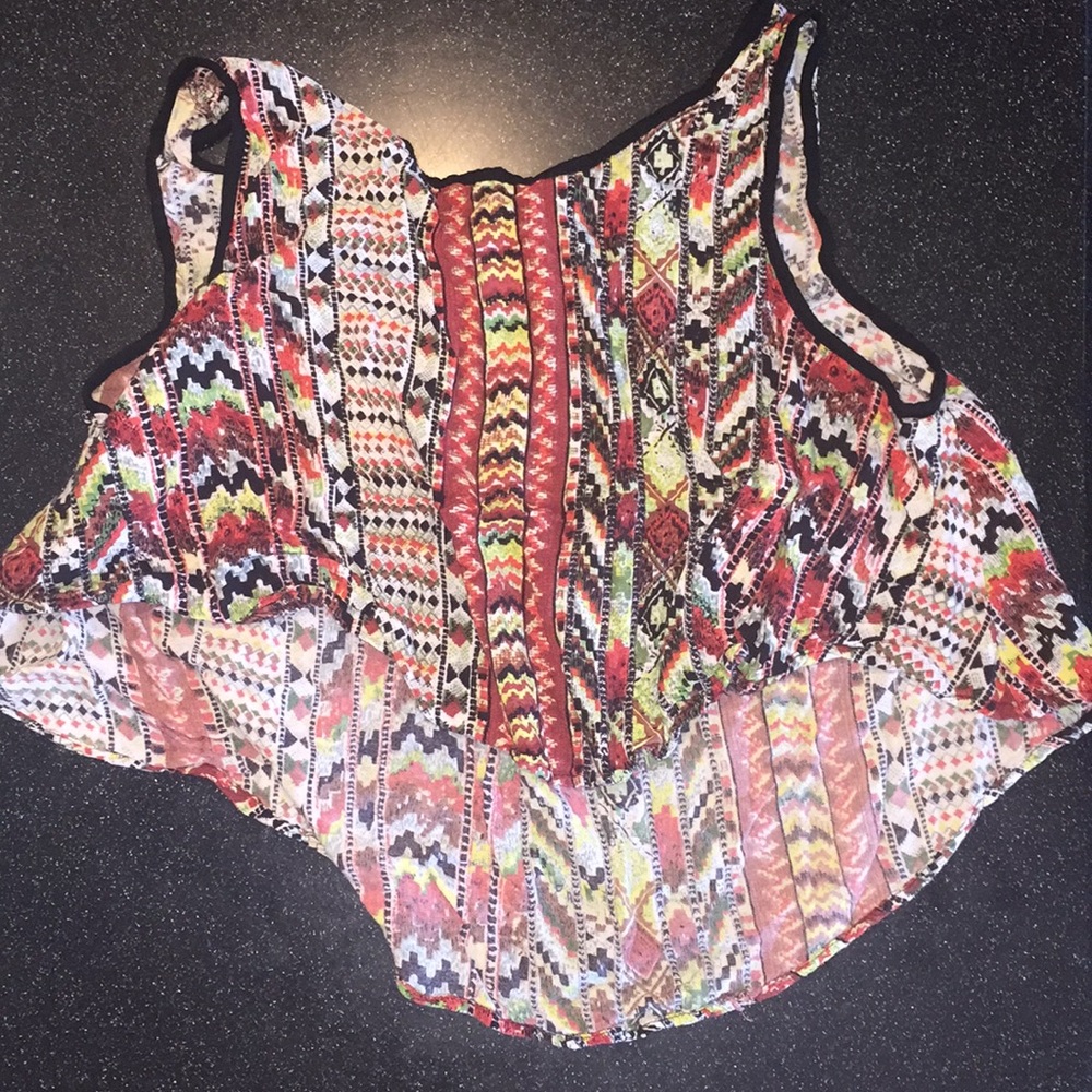 Colorful high- low crop top